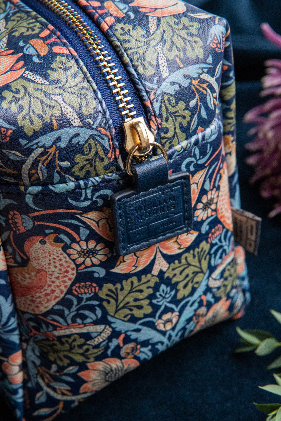 Strawberry Thief Large Wash Bag