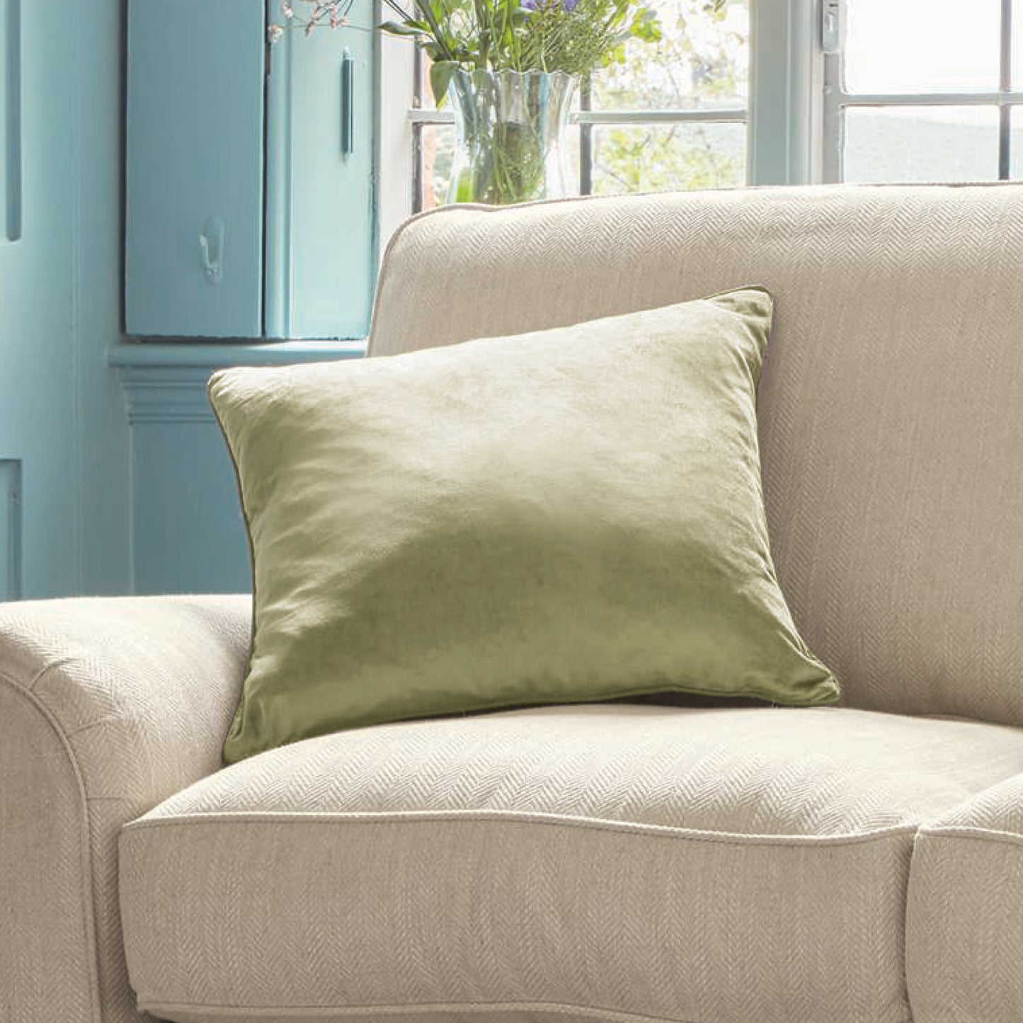 Nigella Velvet Feather Cushion