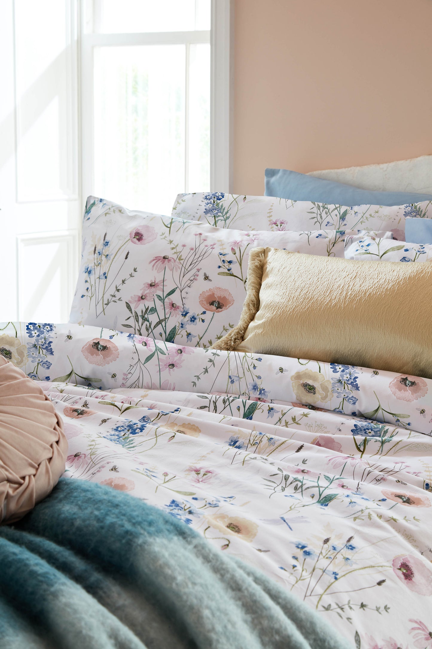 Alford Meadow Bedding Set