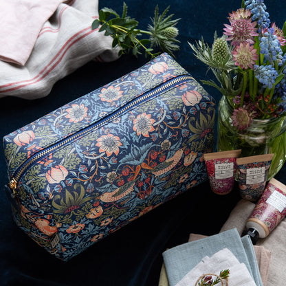 Strawberry Thief Large Wash Bag
