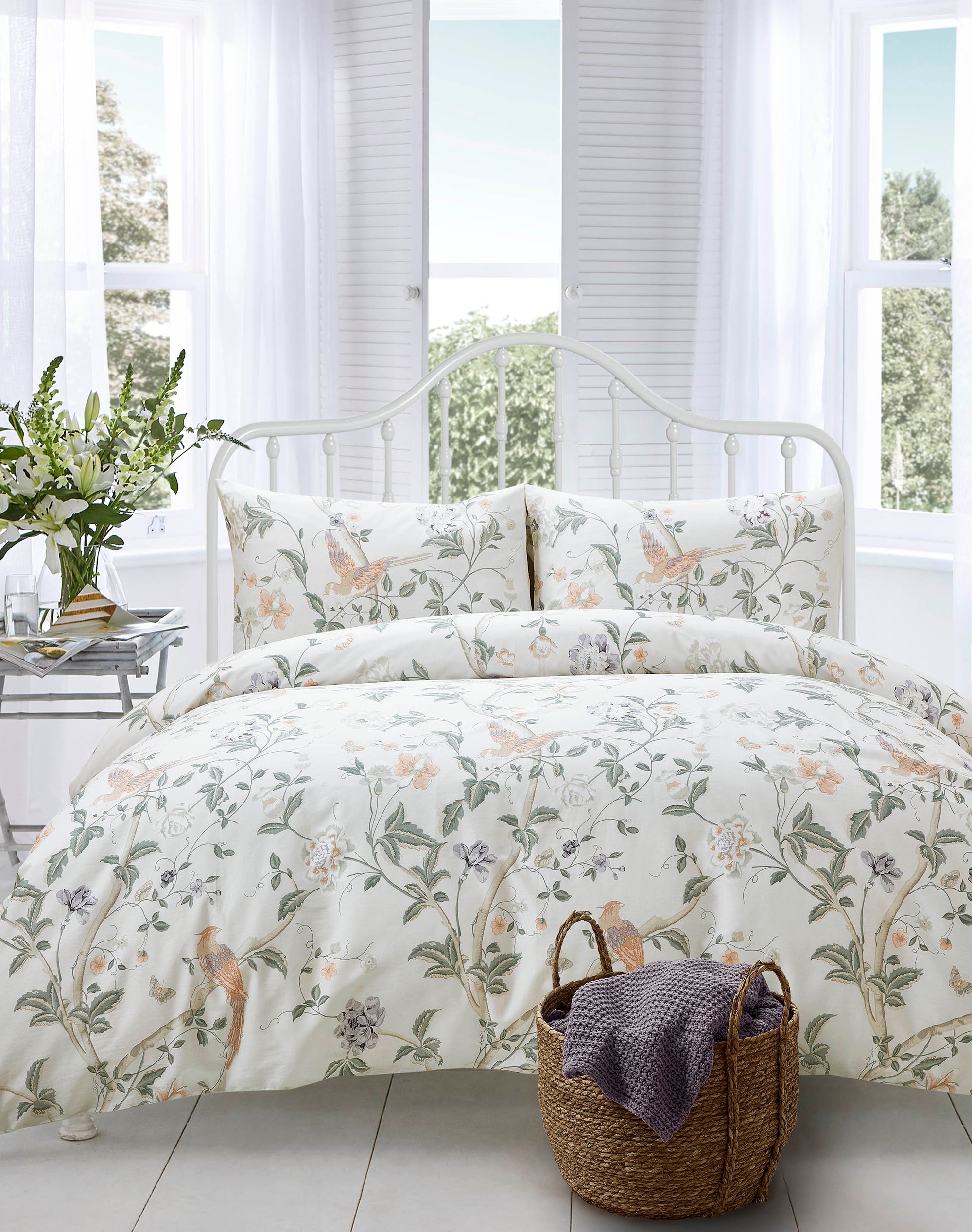 Summer Palace Duvet Cover