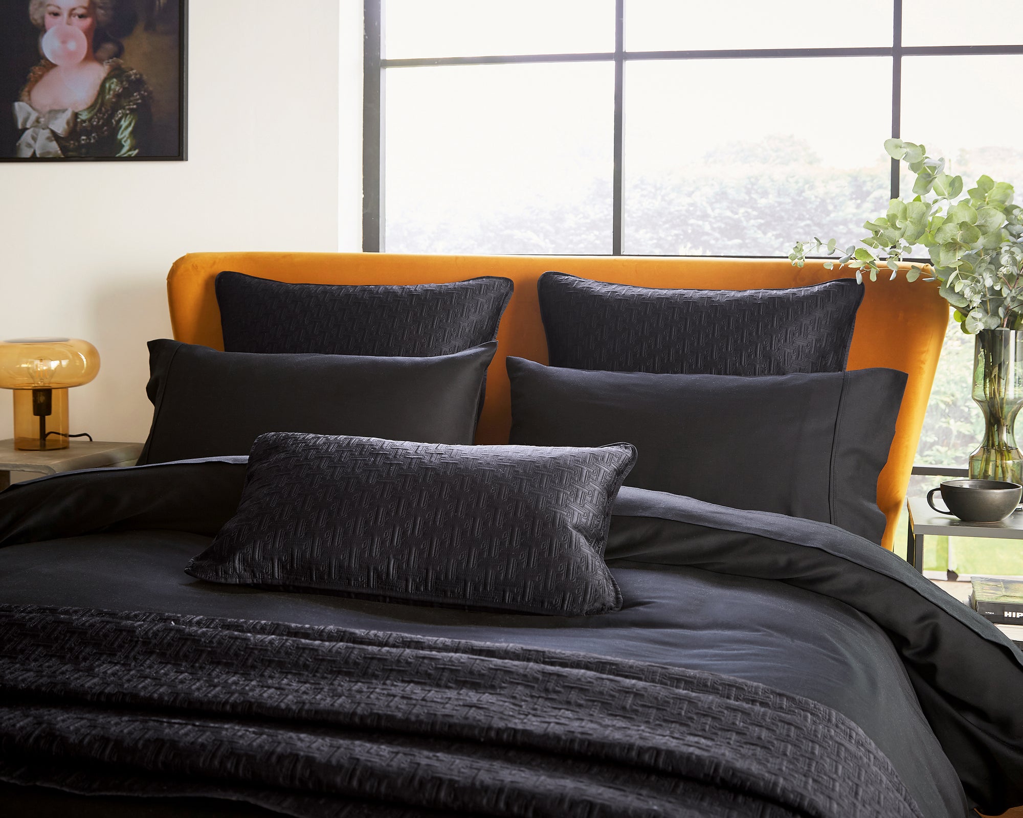 Plain Dye Black Pillowcase